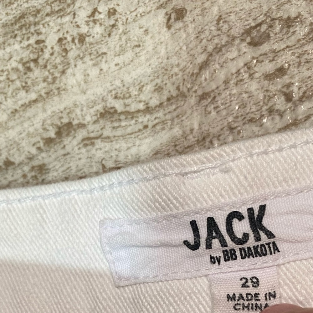 Revolve Jack‎ by BB Dakota high rise cutoff shorts - Picture 5 of 10